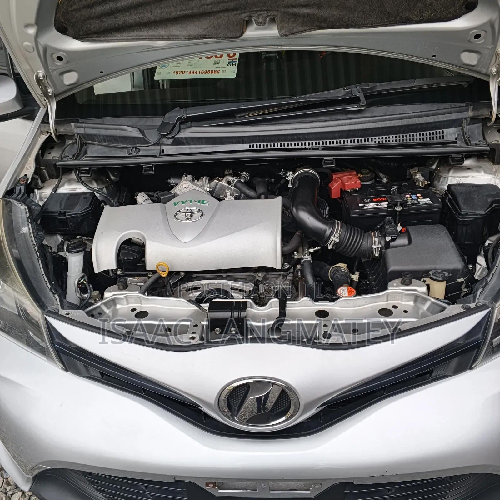 Toyota Vitz 1.3 FWD 3dr 2015 Silver
