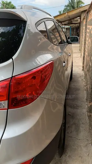 Hyundai Tucson Limited AWD 2015 Silver