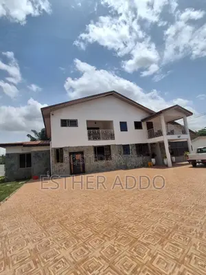 Furnished 3bdrm Duplex in School Junction for rent