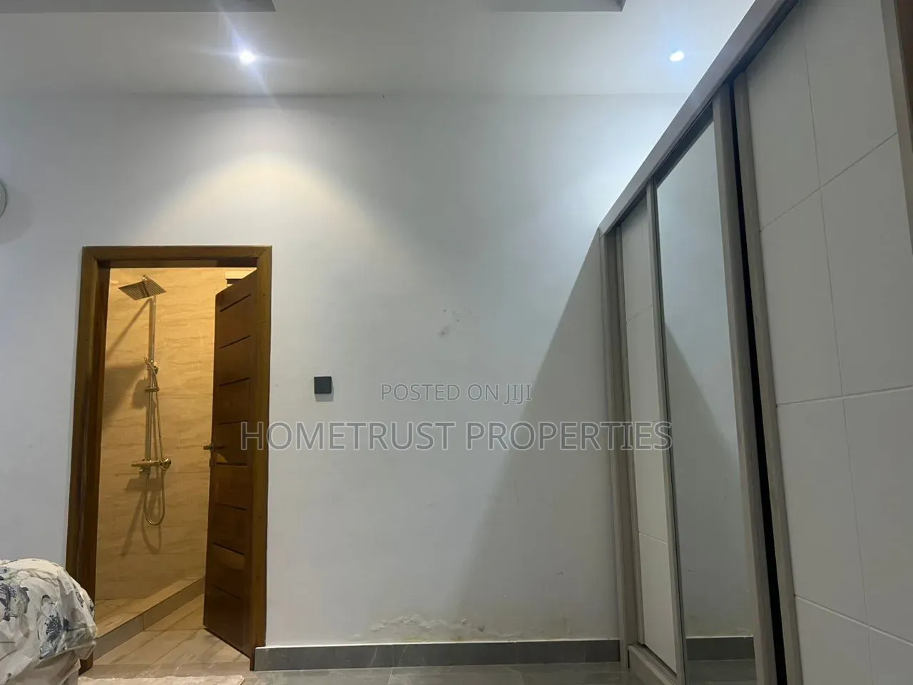 Furnished 4bdrm Duplex in Tseado, Tseaddo for rent