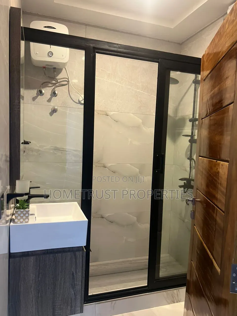 Furnished 4bdrm Duplex in Tseado, Tseaddo for rent