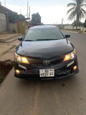 Toyota Camry L 4dr Sedan (2.5L 4cyl 6A) 2014 Black