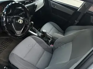 Toyota Corolla 2016 Silver