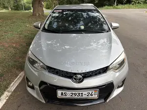 Toyota Corolla 2016 Silver