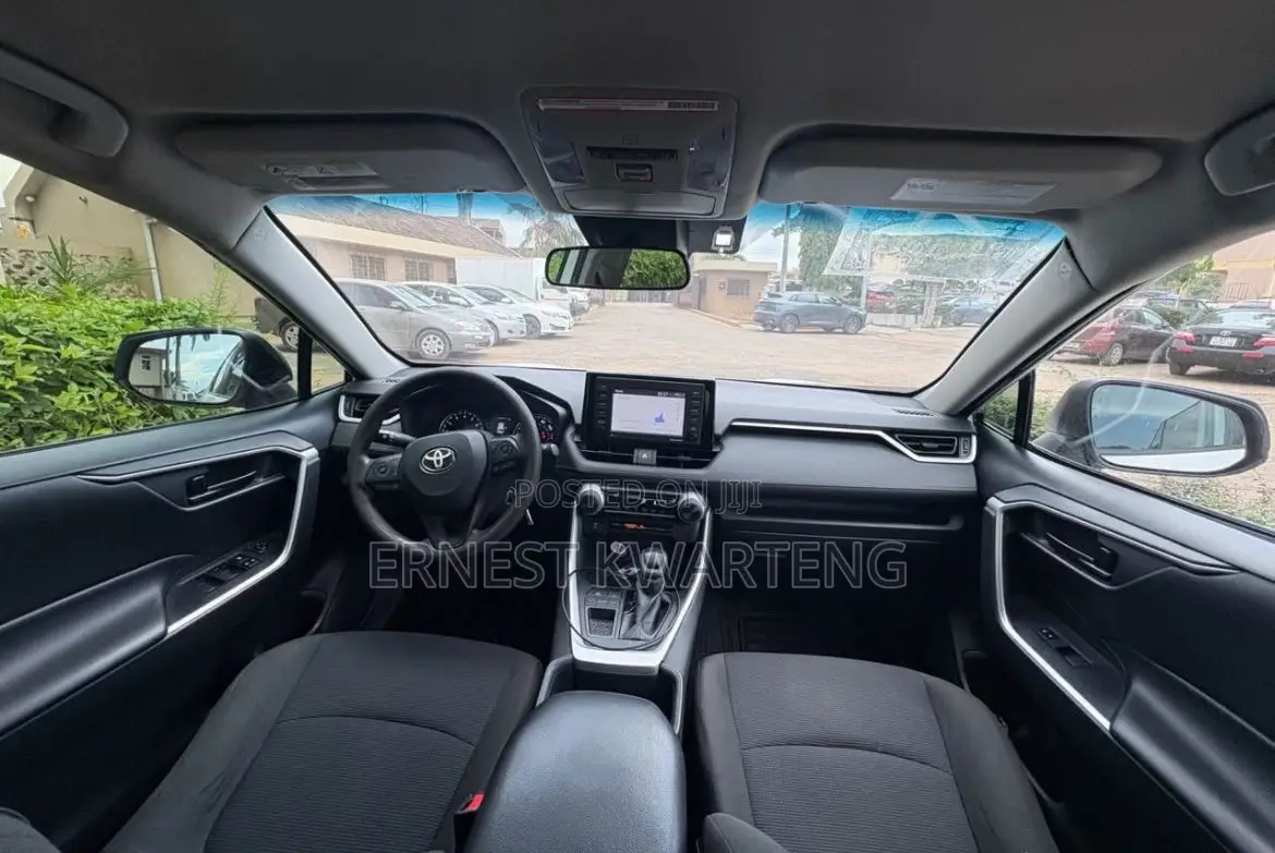Toyota RAV4 2023 White