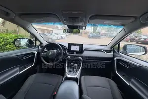 Toyota RAV4 2023 White