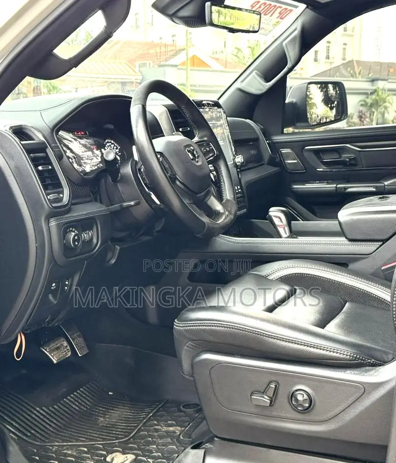 RAM 1500 TRX Crew Cab 4WD SB 2023 White