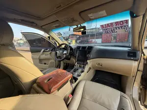Toyota Highlander 3.5L 4WD 2013 Brown