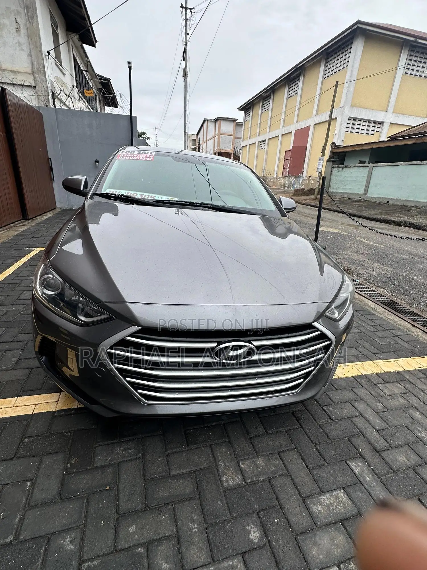 Hyundai Elantra SE Sedan FWD (2.0L 4cyl 6M) 2017 Gray