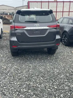 New Toyota Fortuner 2025 Black