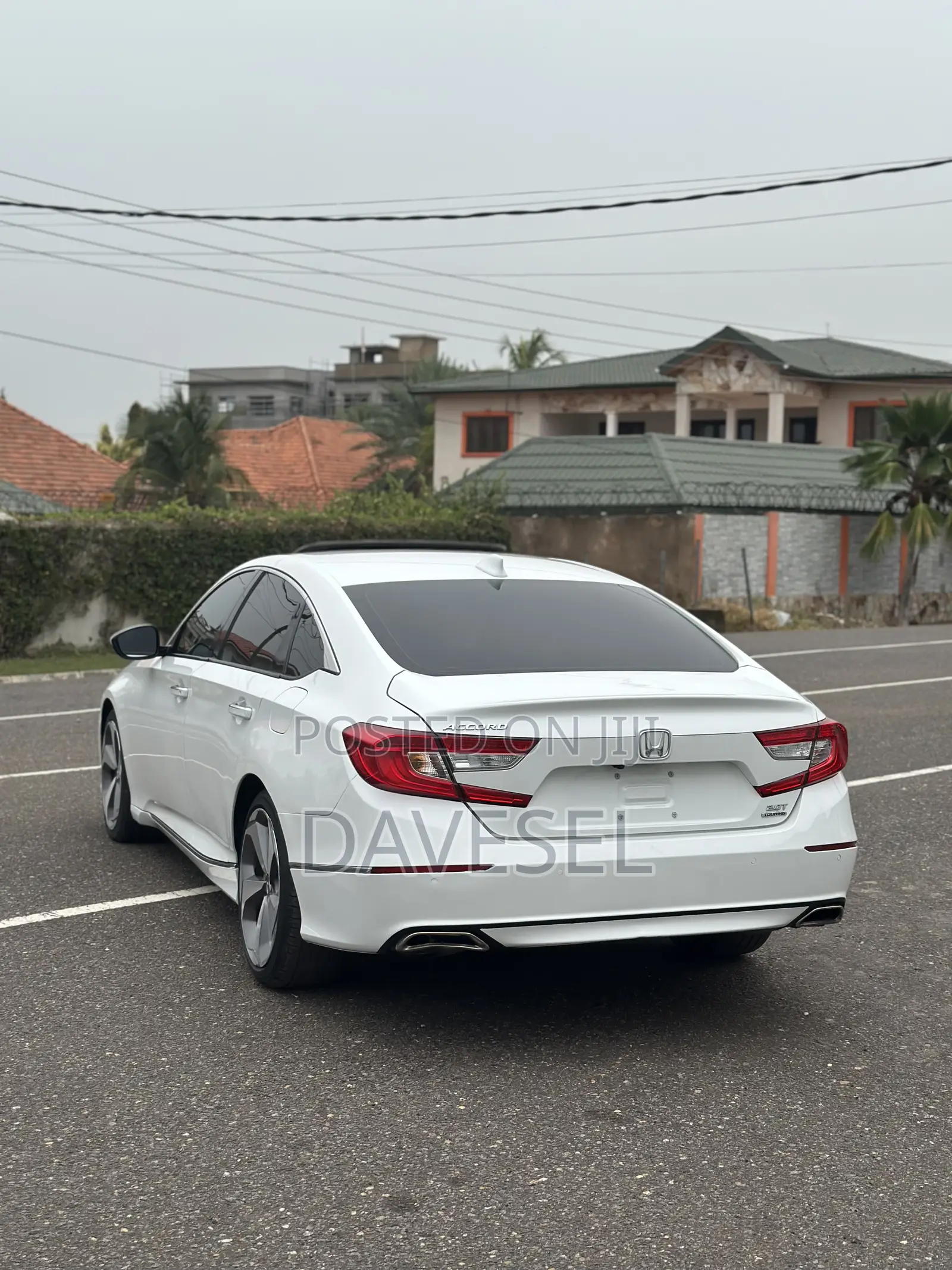 Honda Accord Touring 2.0T 2020 White