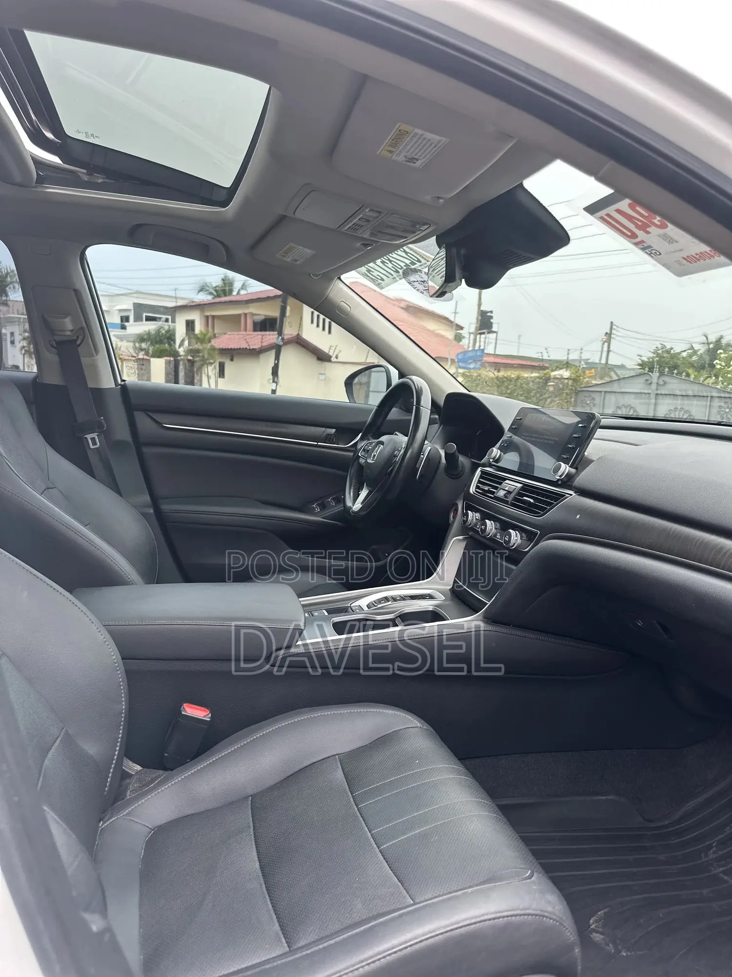 Honda Accord Touring 2.0T 2020 White