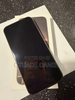 Apple iPhone 16 Pro Max 256 GB Gold