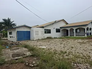 5bdrm Bungalow in North Legon for sale