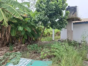 5bdrm Bungalow in North Legon for sale