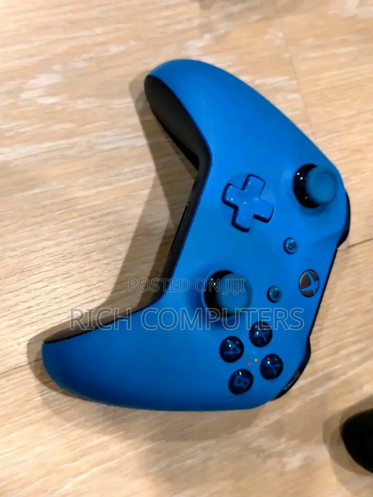 Xbox One X Black