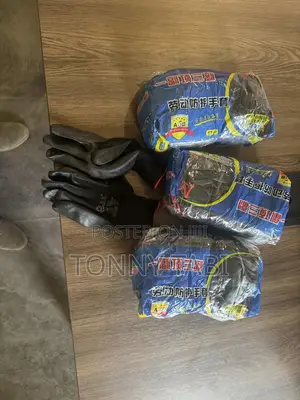 Hand Gloves
