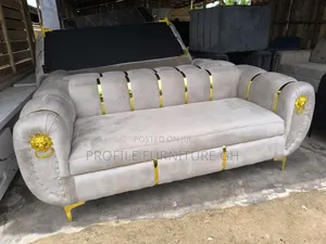 Flash Sell for This 3 in 1 Sofa