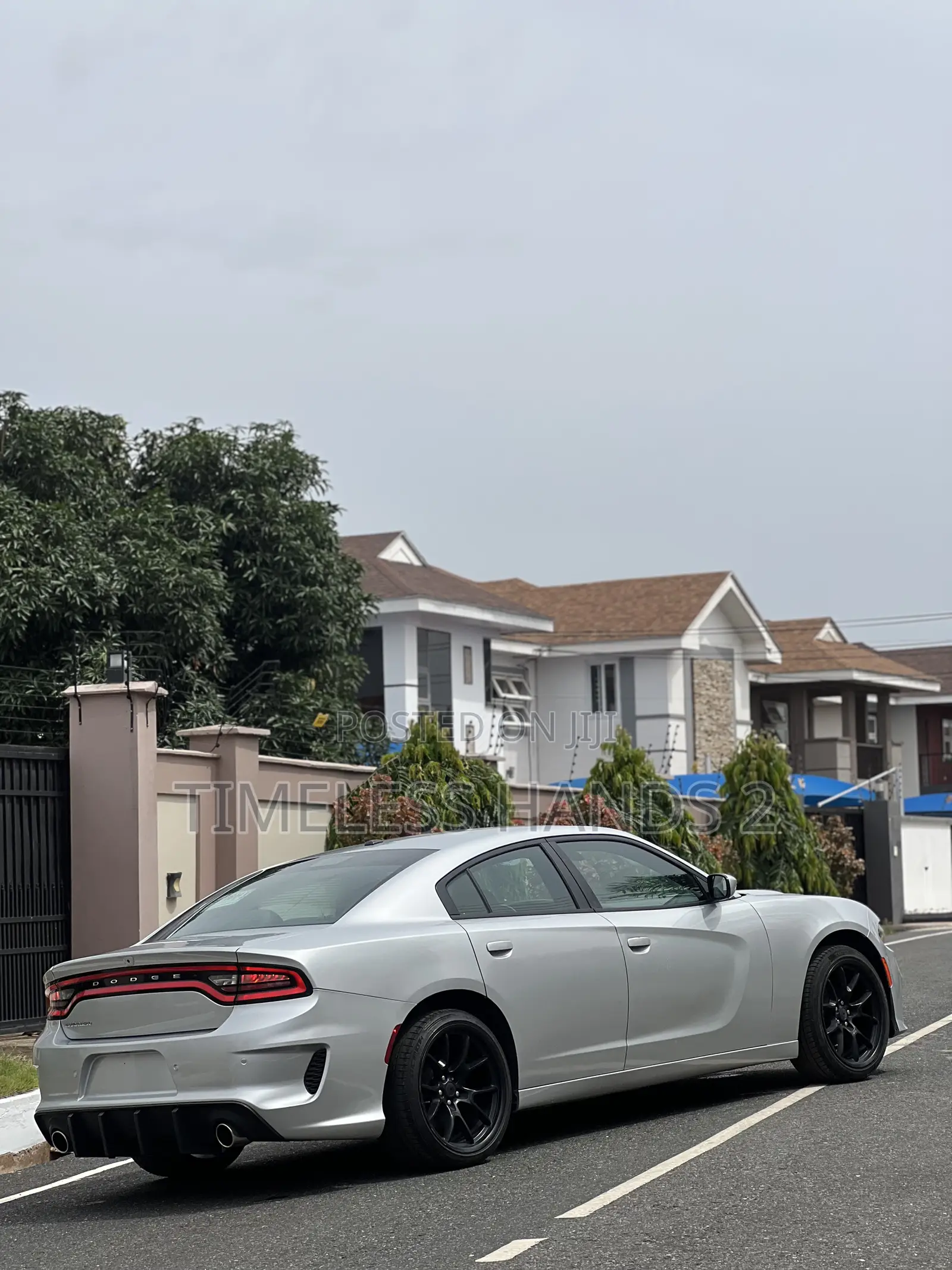 Dodge Charger 2020 Silver