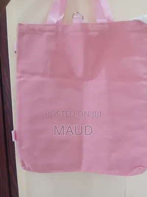 Tote Bag With Zips
