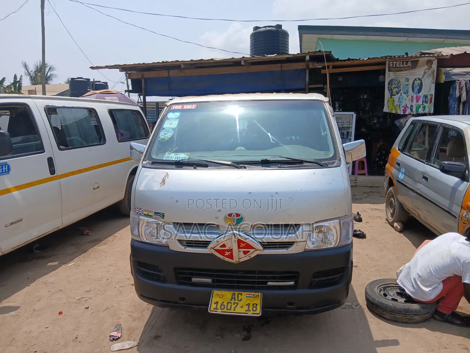 Toyota HiAce 2010 Silver