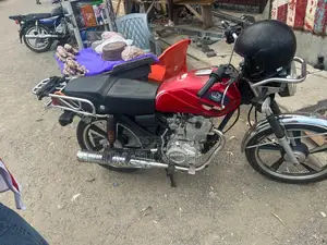 Royal RY125 2021 Red