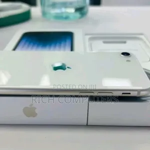 New Apple iPhone SE (2022) 256 GB White