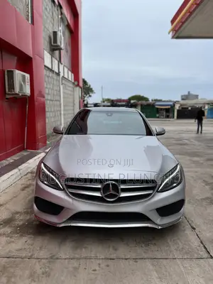 Mercedes-Benz C300 2016 Silver