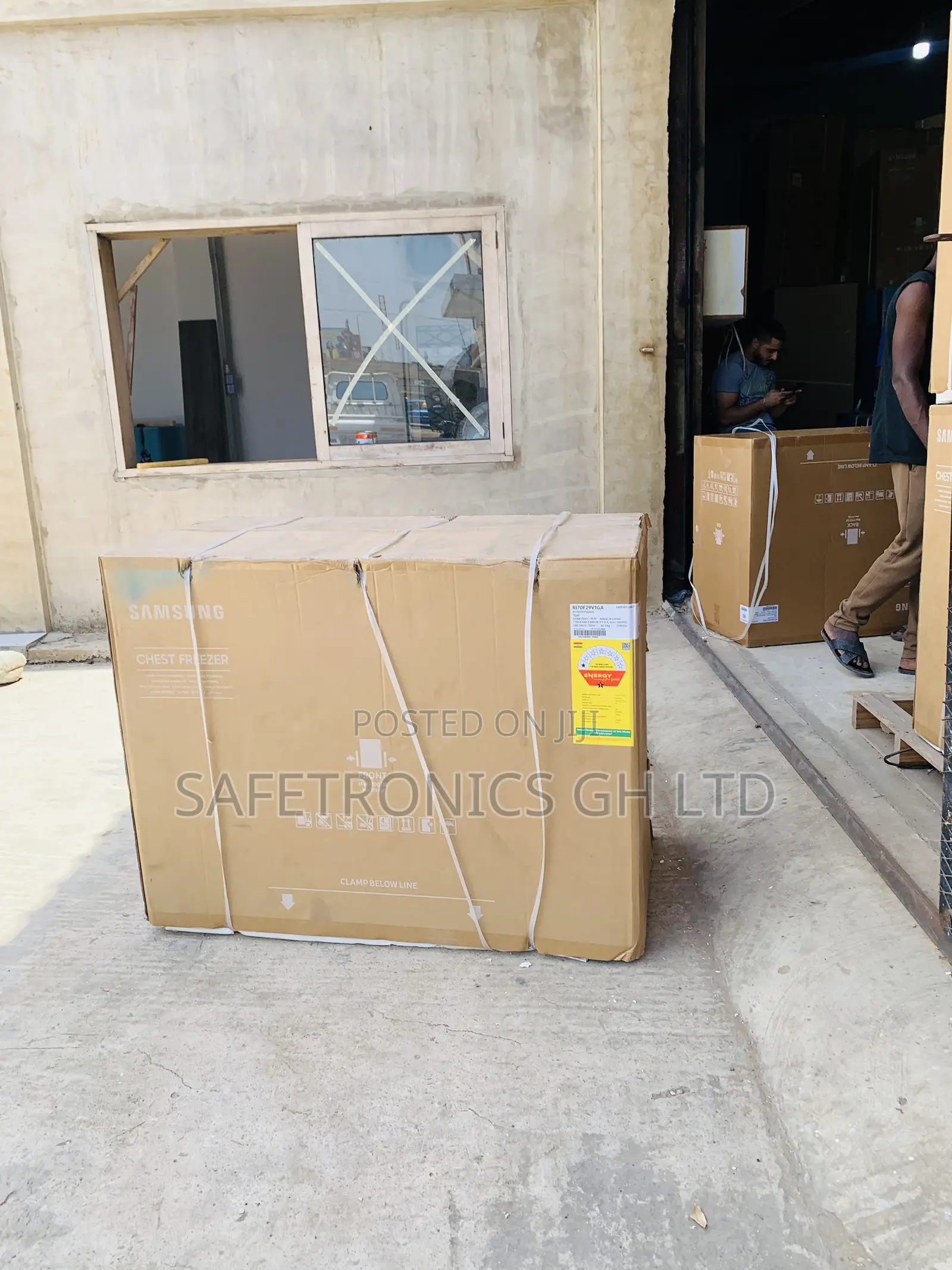 High Reliable Grey Samsung 287l Chest Freezer (Ri70f29v1gagh)