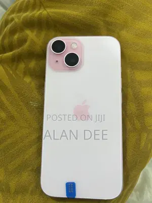 Apple iPhone 15 128 GB Pink