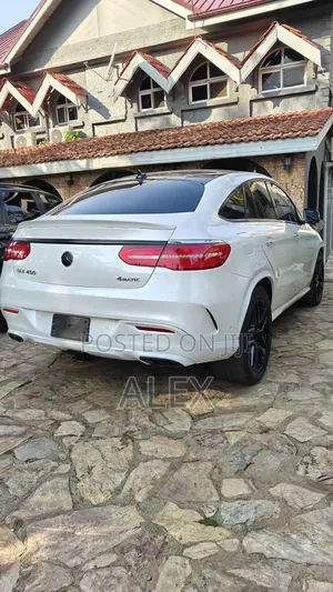Mercedes-Benz GLE-Class 2016 White