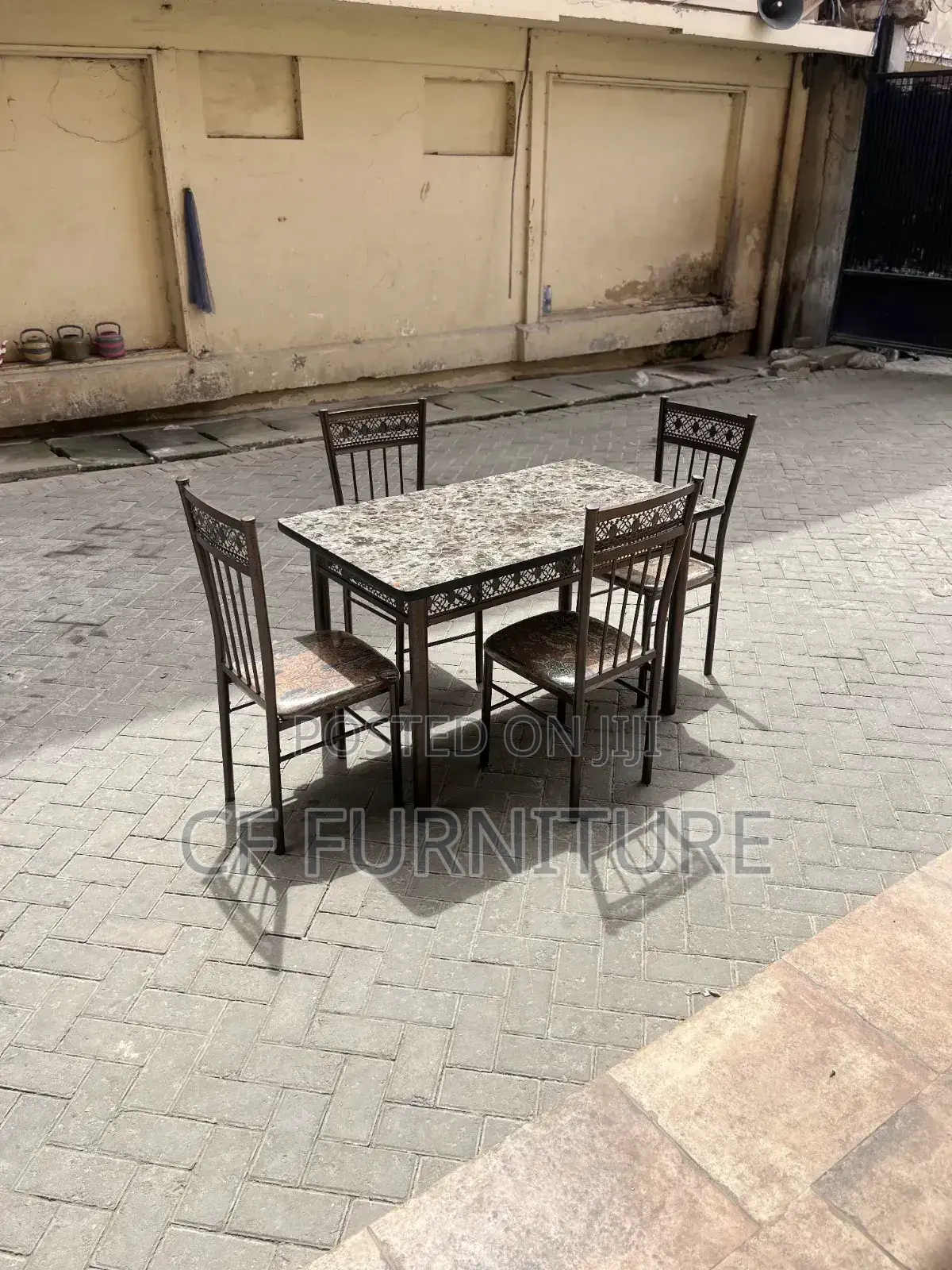 4chairs Dining Table