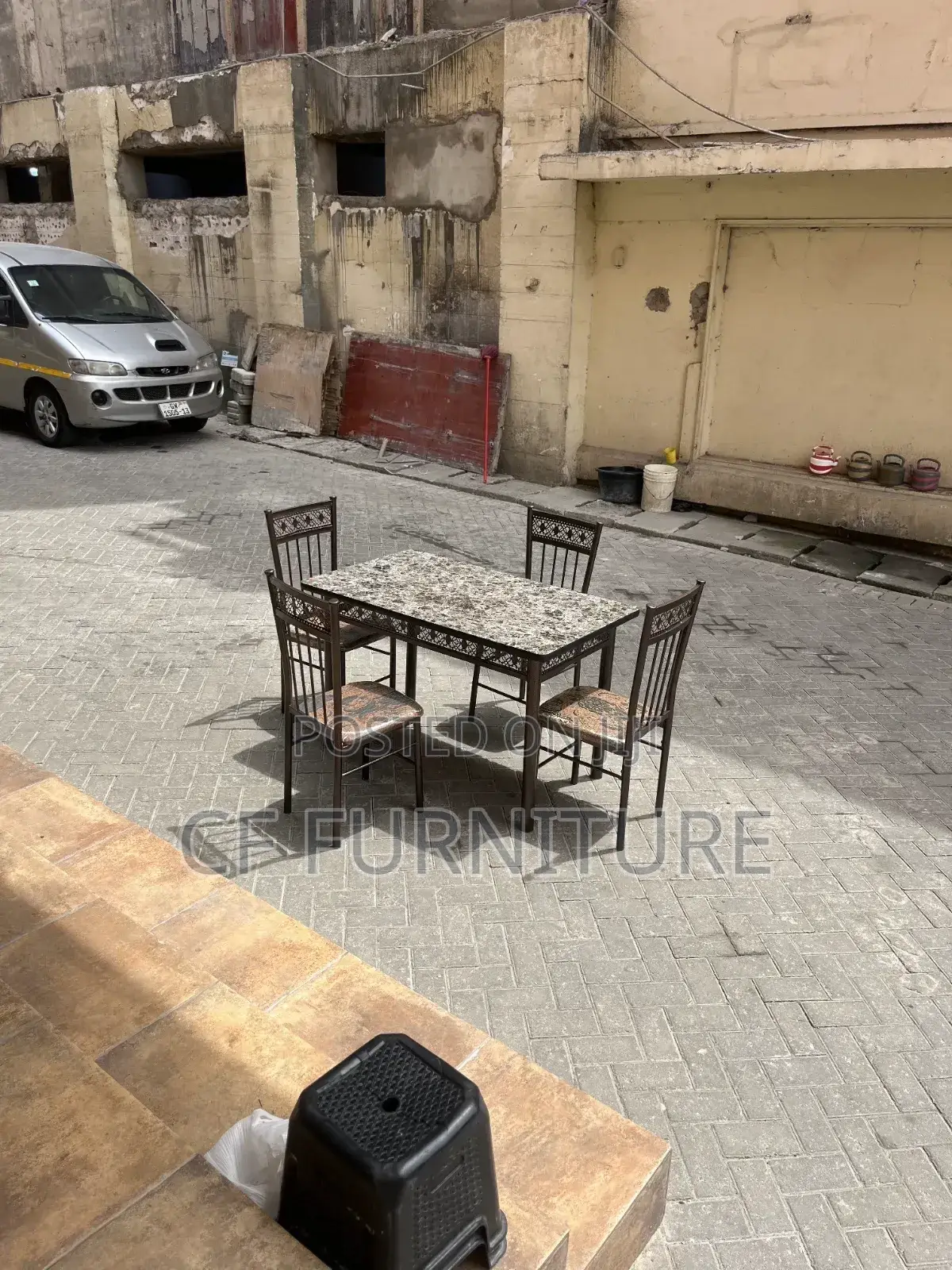 4chairs Dining Table
