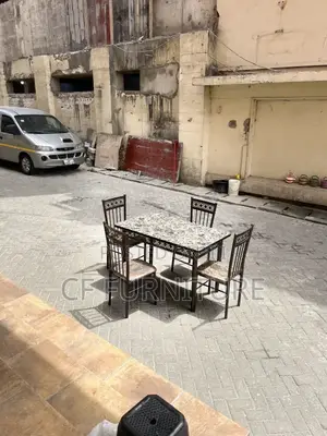 4chairs Dining Table