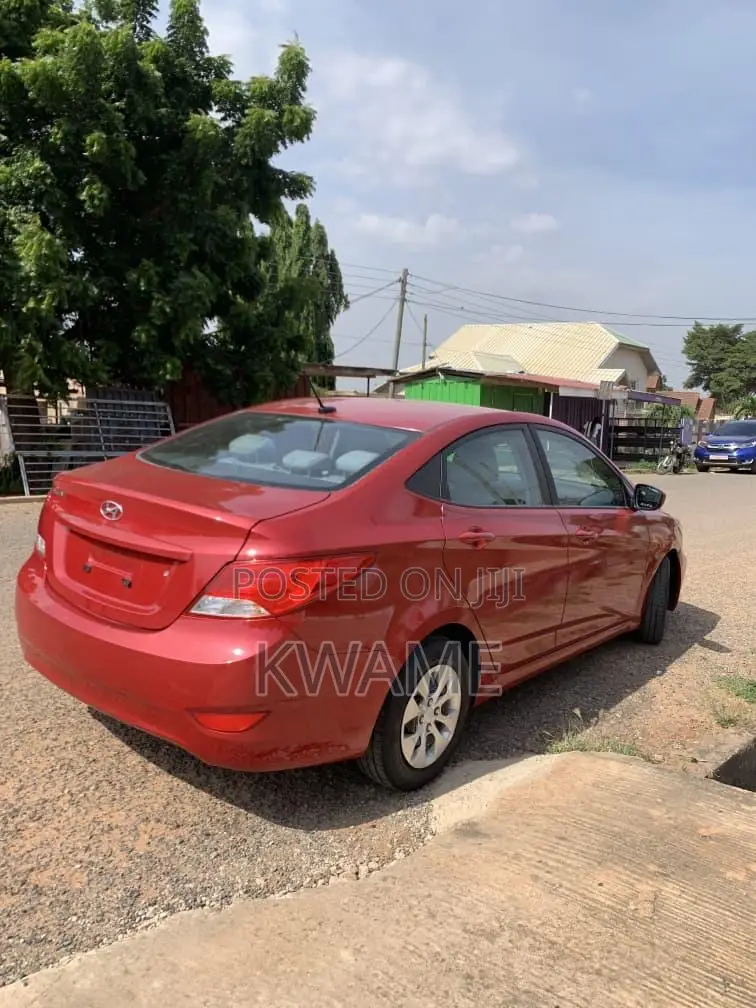 Hyundai Accent SE Sedan 2016 Red