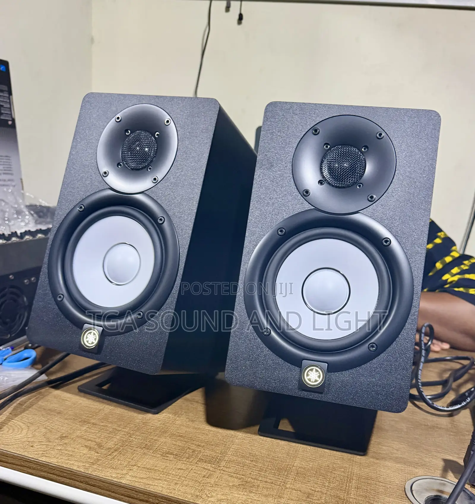 Yamaha Hs5 Studio Monitors - [Pair]