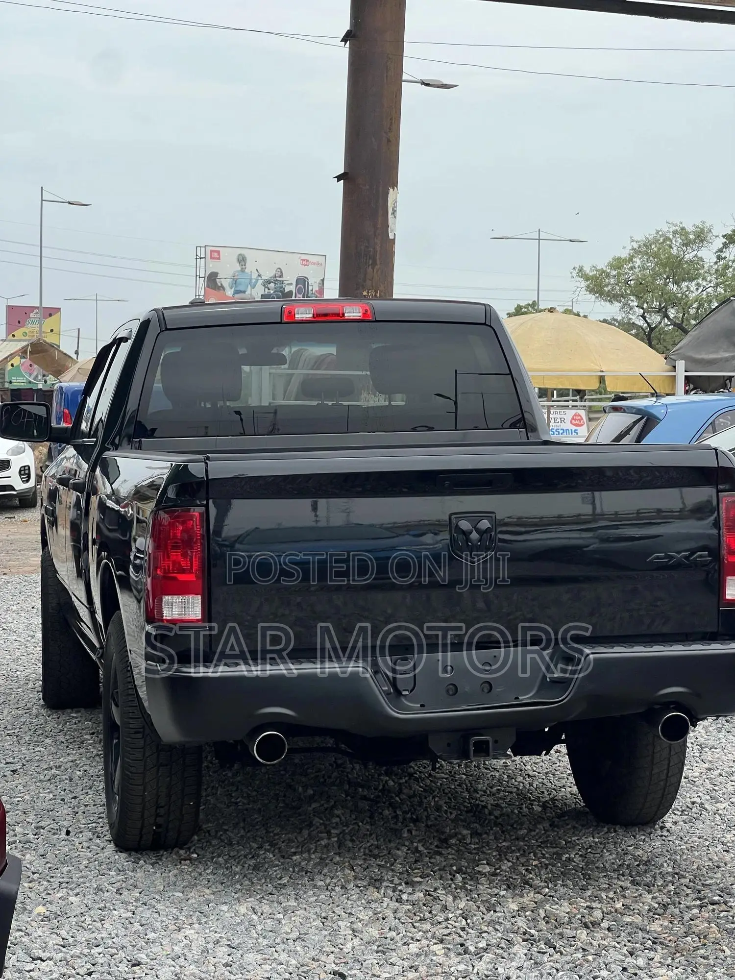 RAM 1500 2023 Black