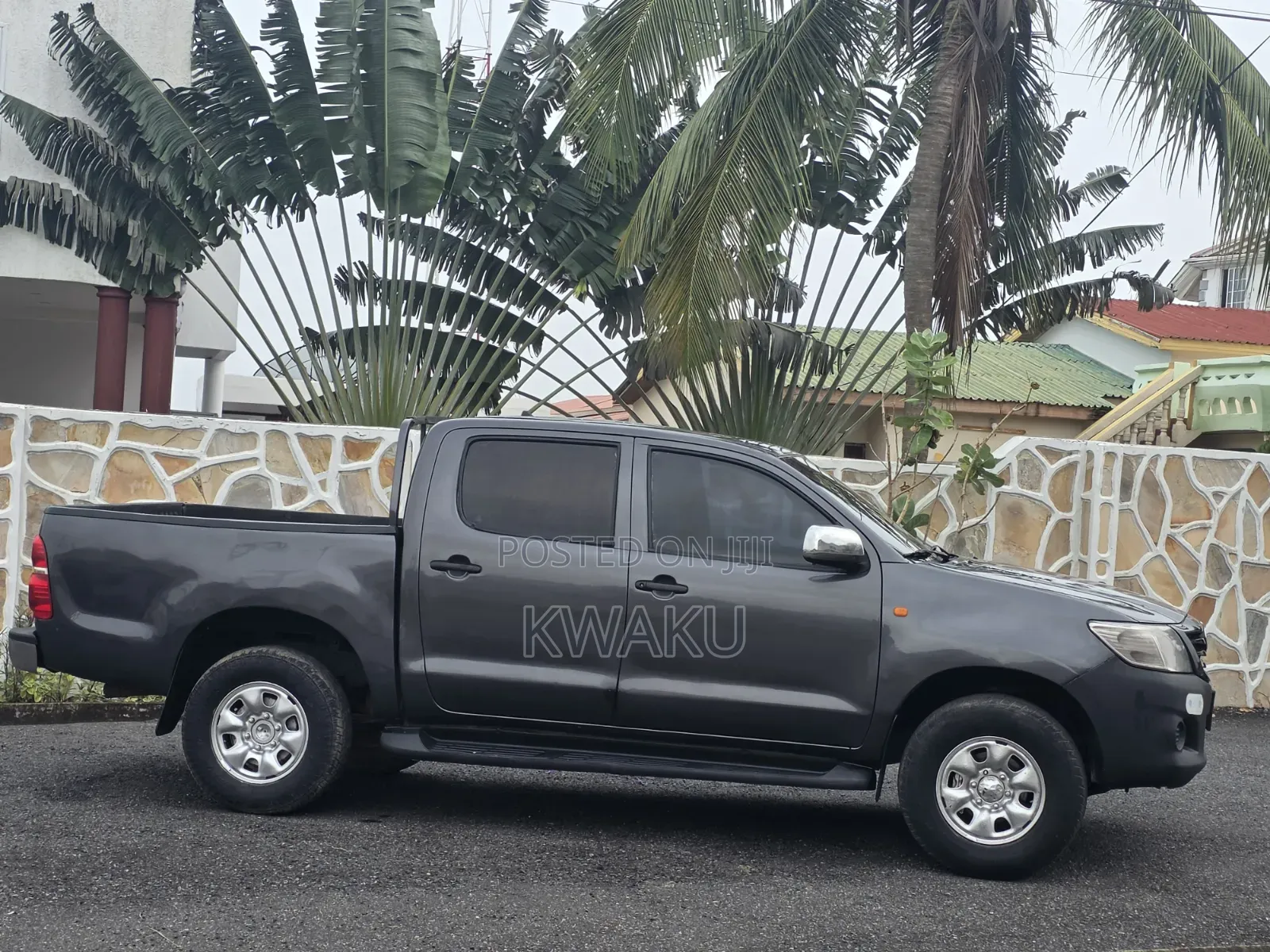 Toyota Hilux 2015 Gray