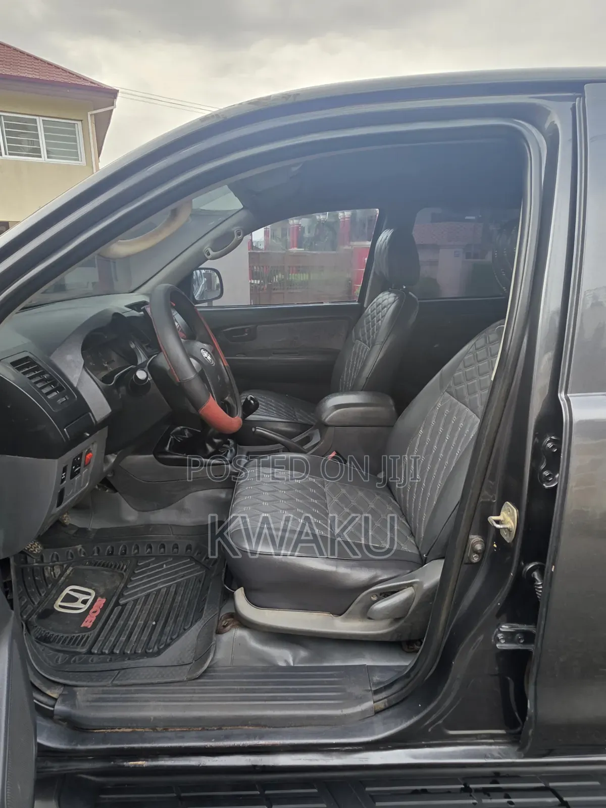 Toyota Hilux 2015 Gray