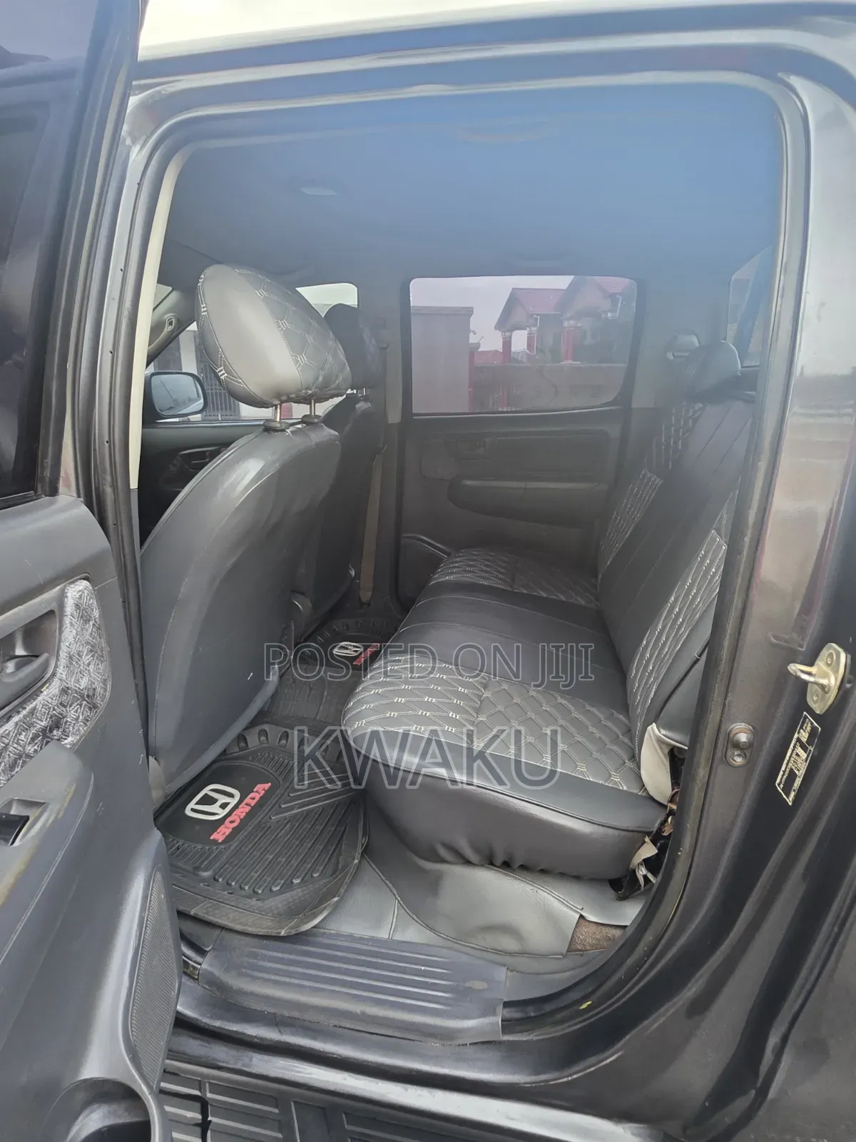 Toyota Hilux 2015 Gray