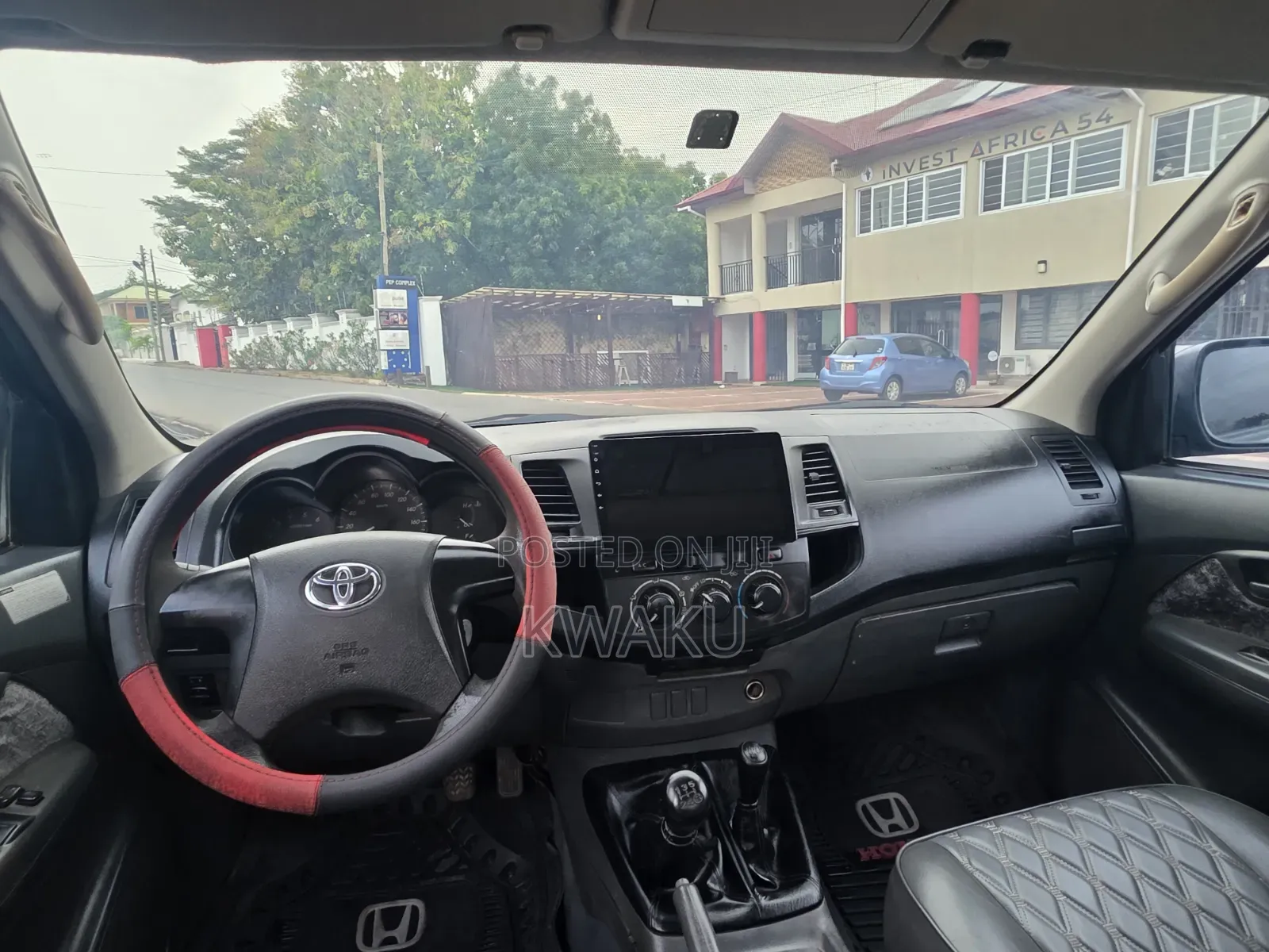 Toyota Hilux 2015 Gray