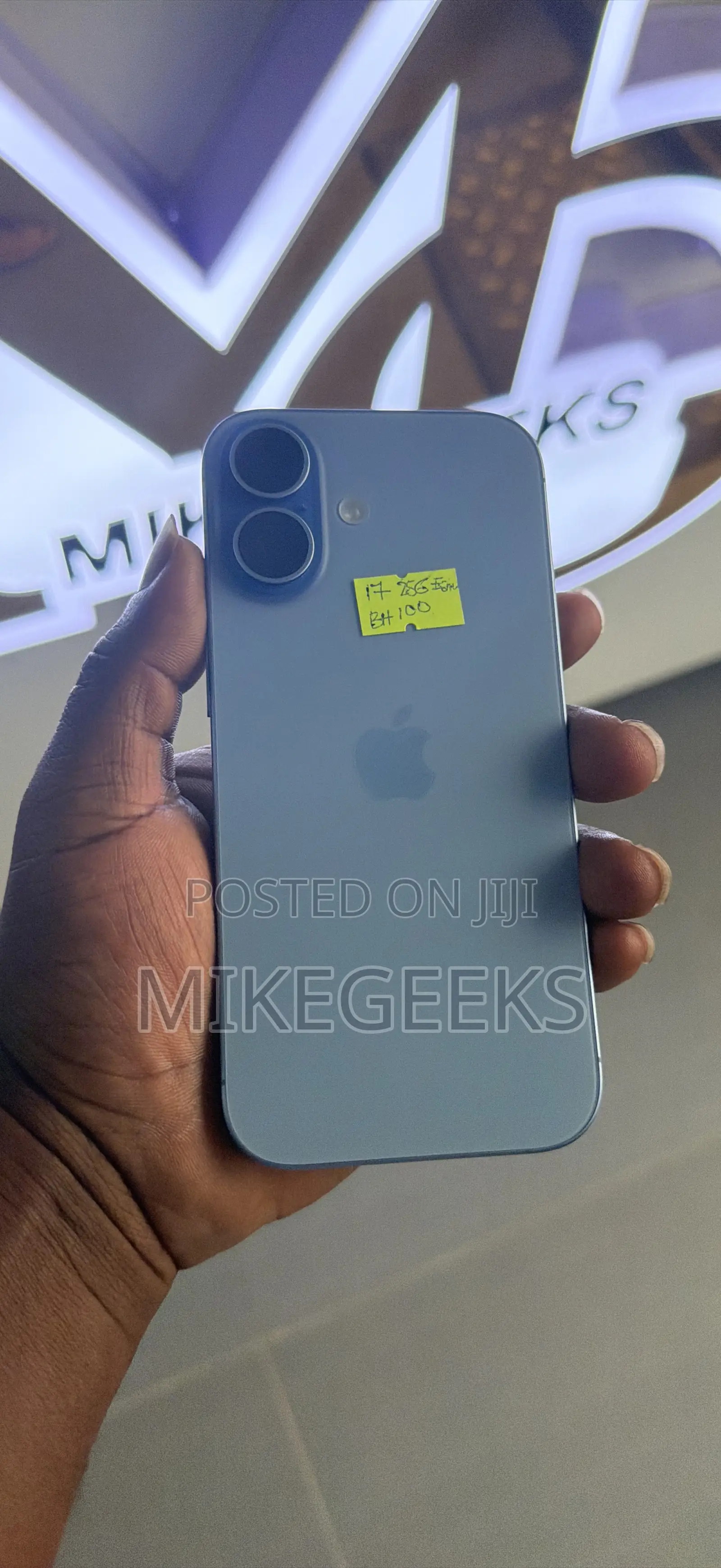 New Apple iPhone 17 256 GB
