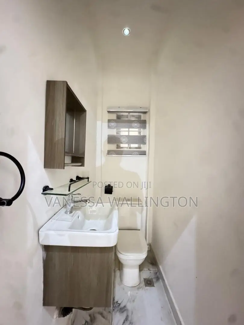 2bdrm House in Ashalley Botwe for sale