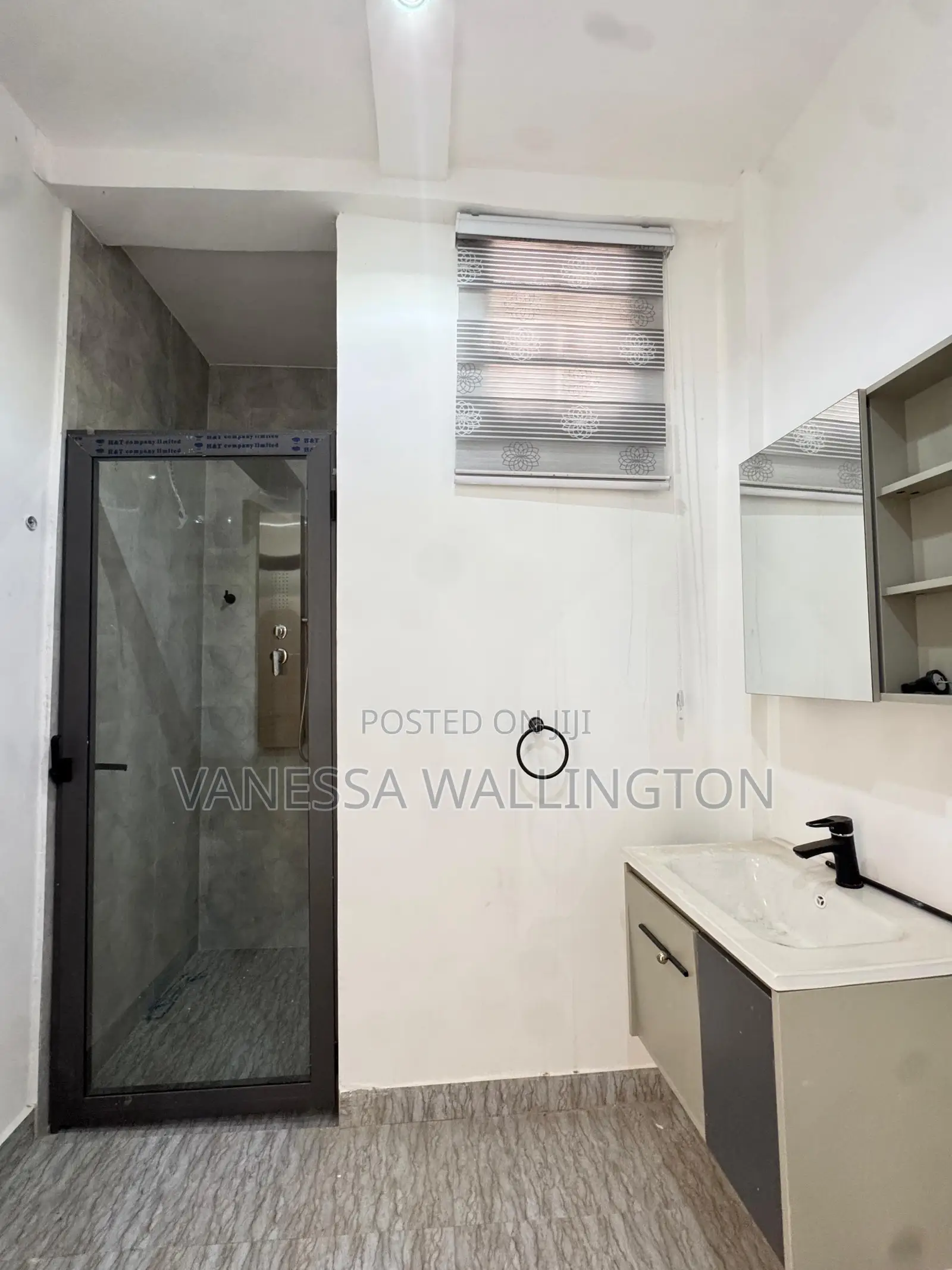 2bdrm House in Ashalley Botwe for sale