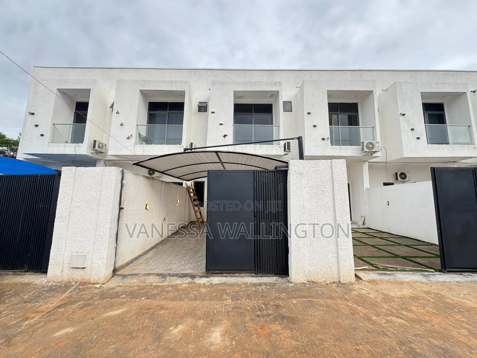 2bdrm House in Ashalley Botwe for sale