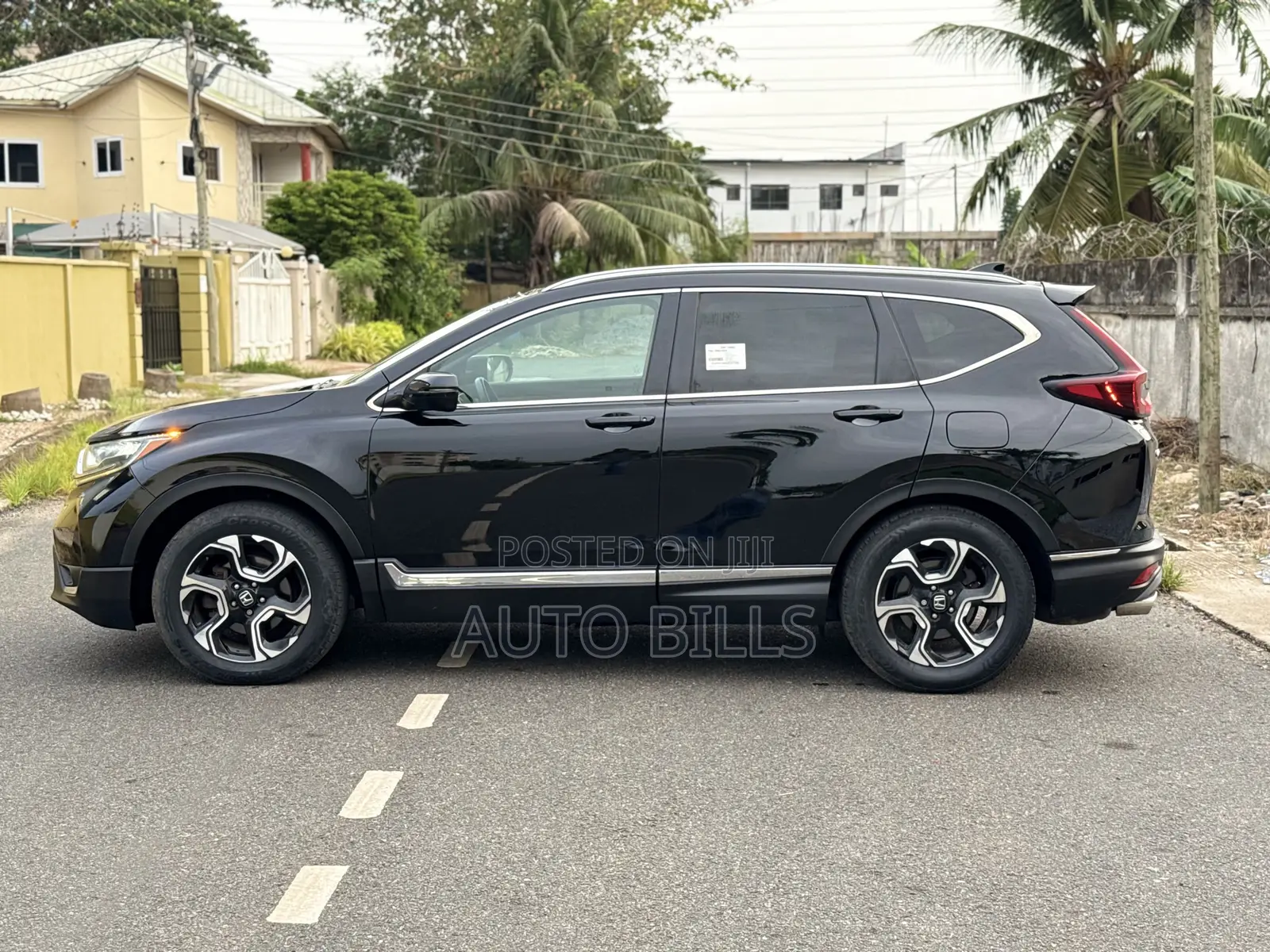 Honda CR-V Touring AWD 2018 Black