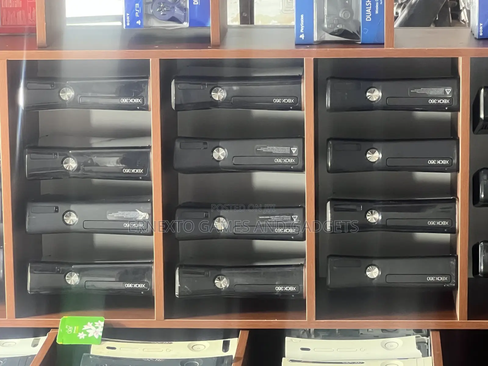 Xbox 360 Slim With 15 Games