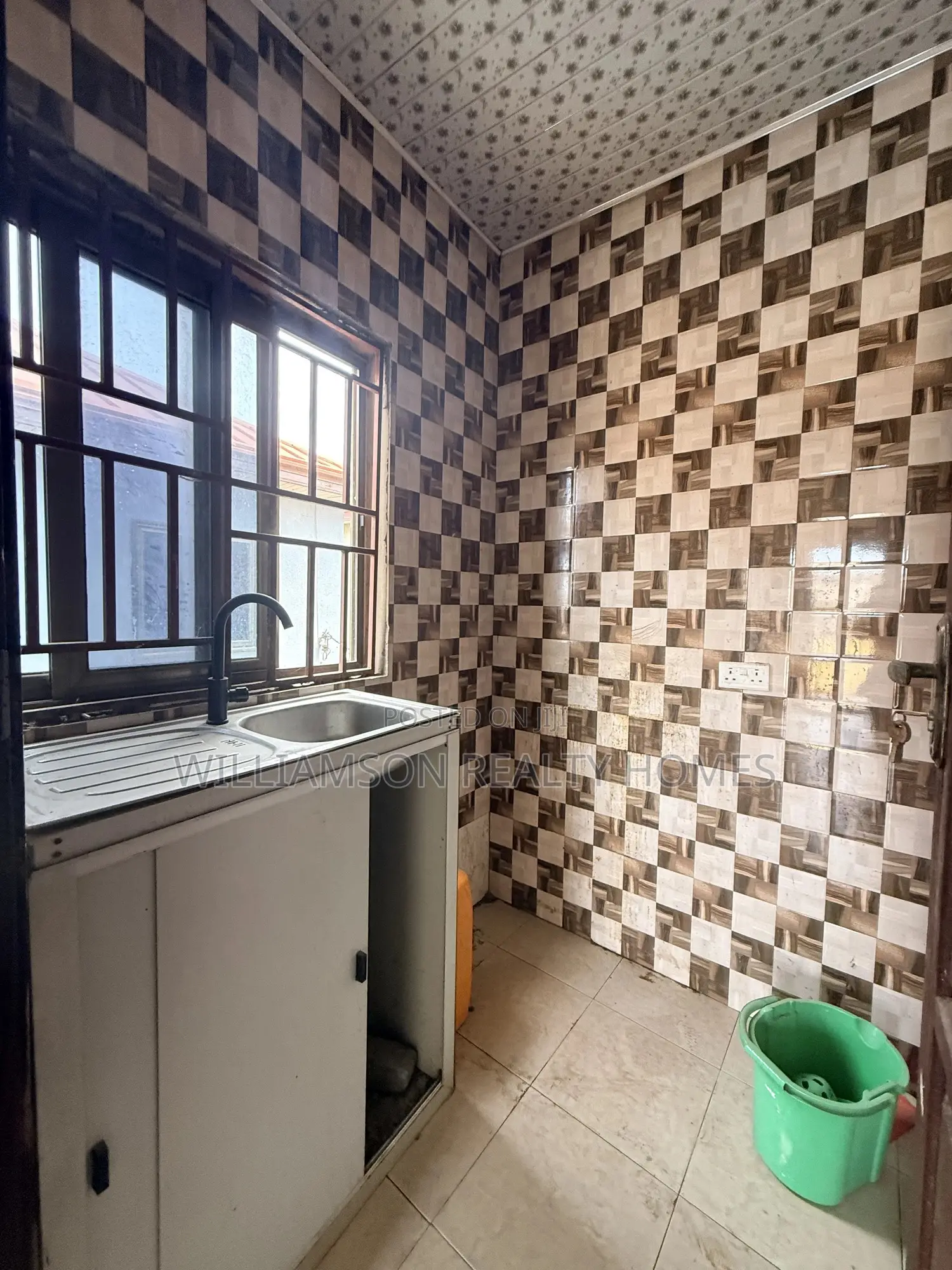 1bdrm Apartment in Coastal Estate Area, Spintex for rent