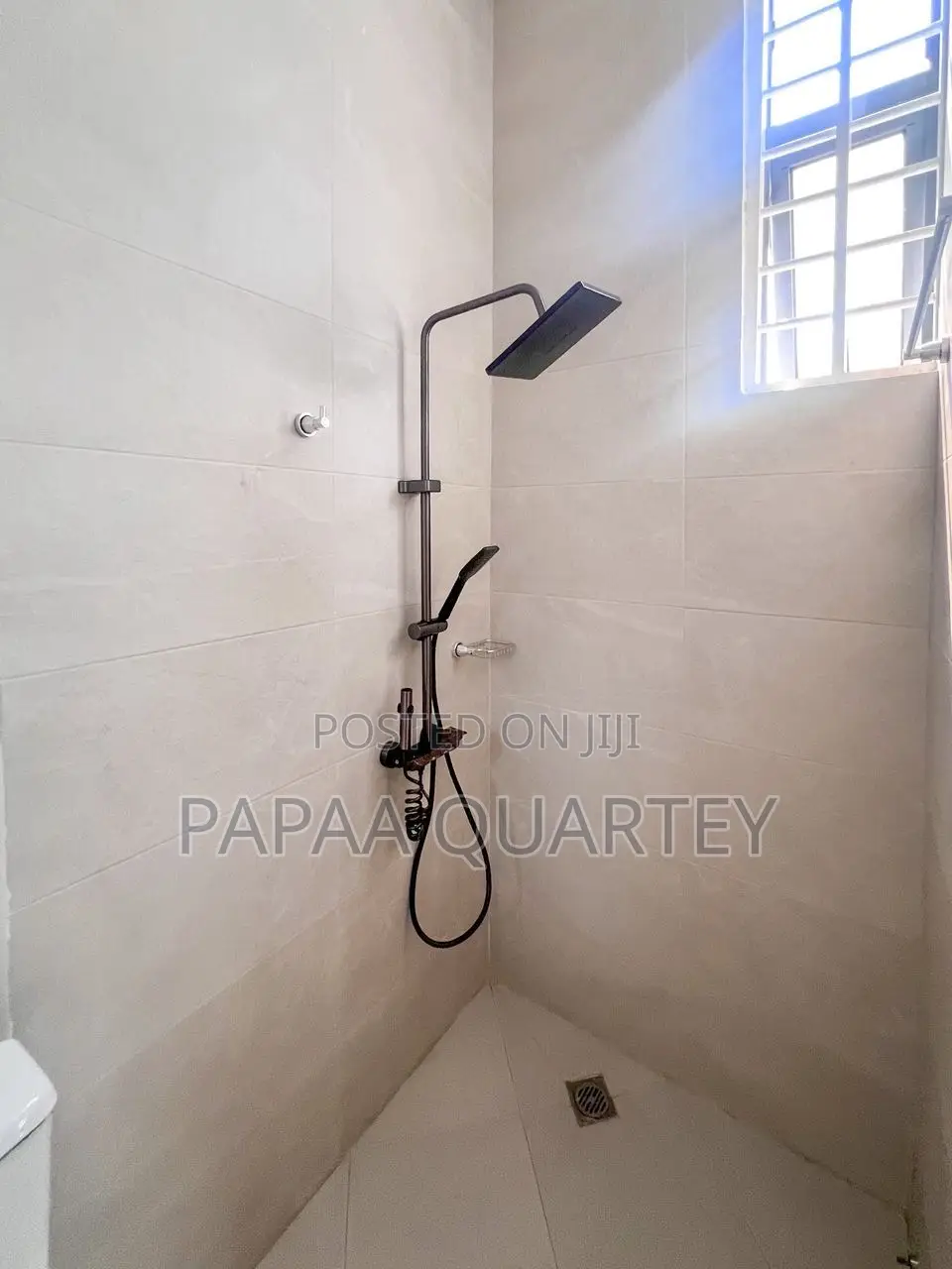 2bdrm House in Adjiriganor for sale
