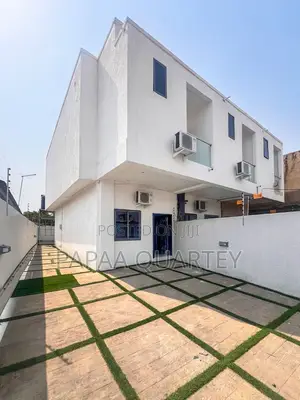 2bdrm House in Adjiriganor for sale